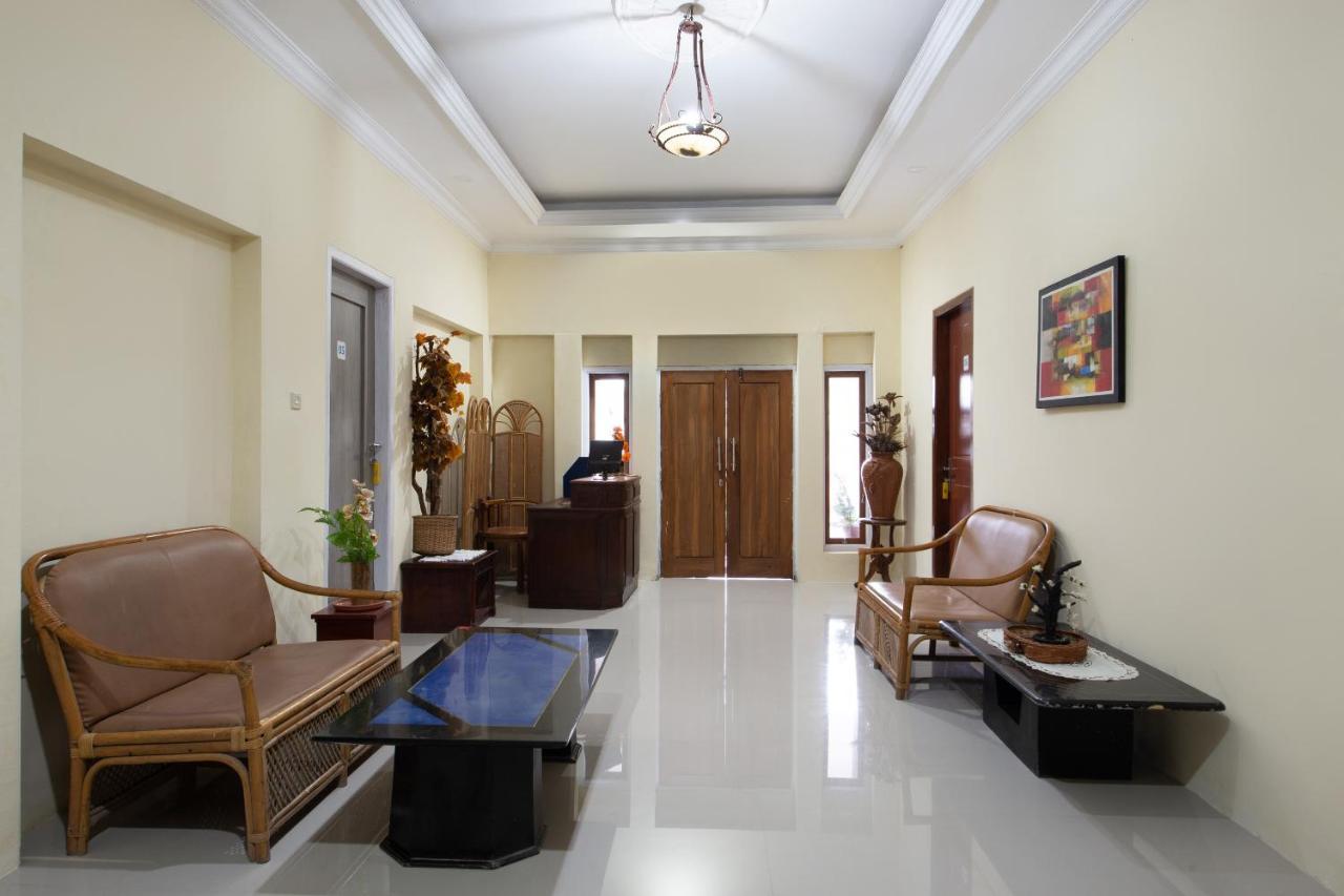 Oyo 1966 Bromo Hill Hotel Probolinggo Ngoại thất bức ảnh
